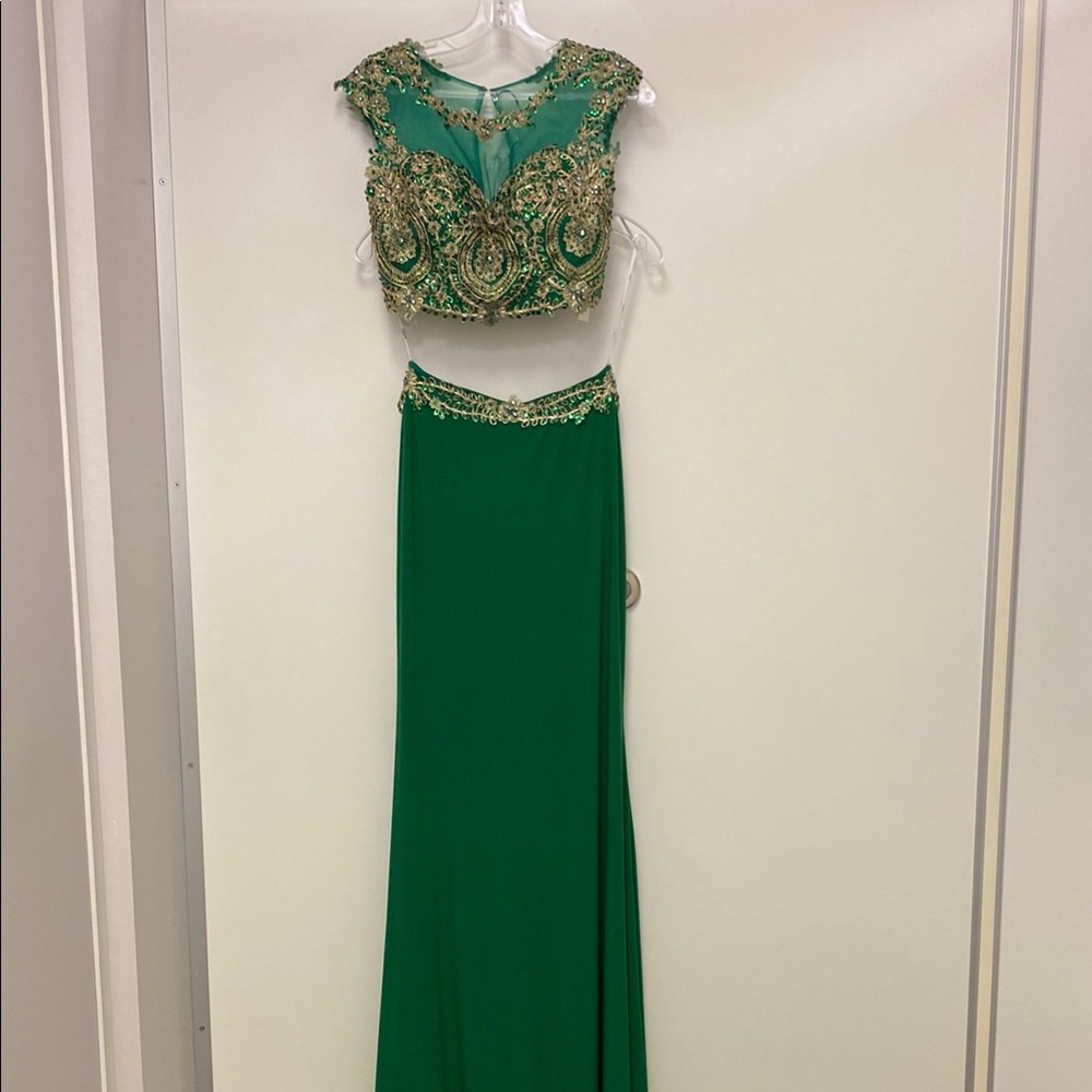 Elegant Green Embellished Two-Piece Dress
